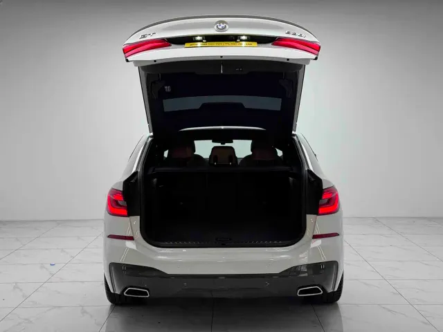 BMW 6 Series Gran Turismo — Фото автомобиля 12