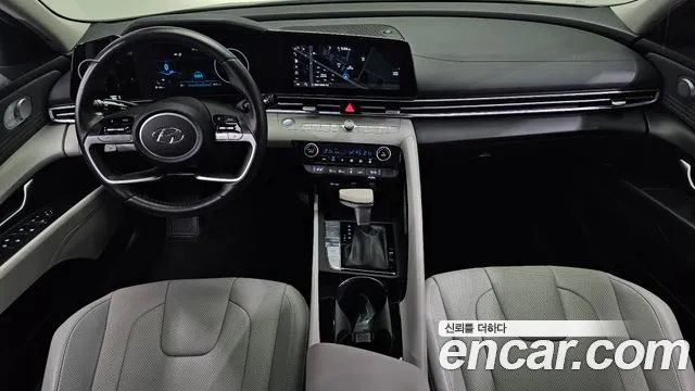 Hyundai Avante CN7 — Фото автомобиля 10