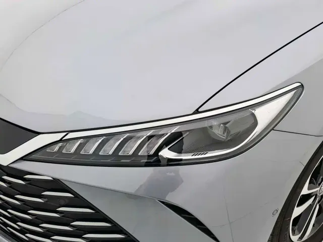 BYD Qin PLUS — Фото автомобиля 8
