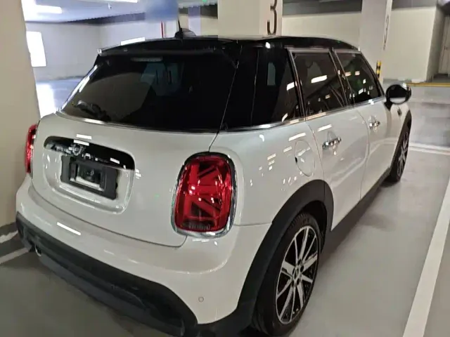 MINI Hatch — Фото автомобиля 6