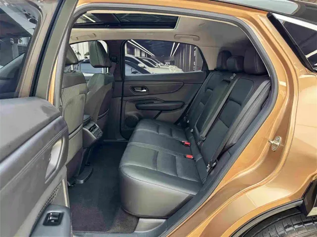 Nissan Ariya — Фото автомобиля 10