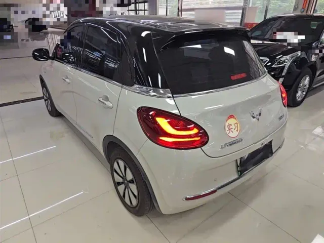 Wuling Bingo — Фото автомобиля 4