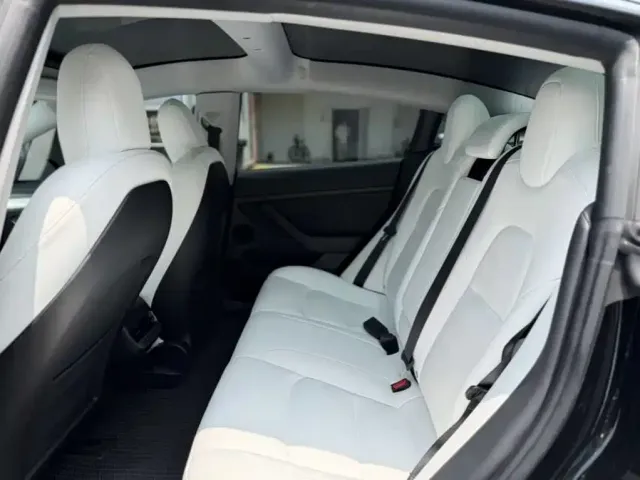 Tesla Model 3 2022 Model Rear-Wheel Drive Version — Фото автомобиля 9