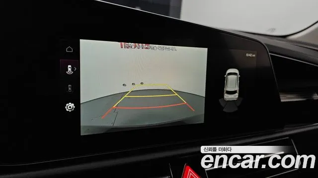 Kia Niro Niro (New) — Фото автомобиля 15