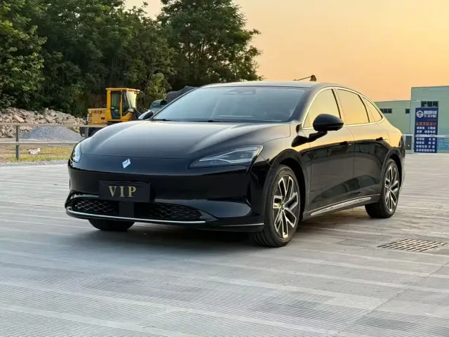 Фотография автомобиля — Baojun Xiangjing