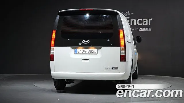 Hyundai Staria Staria Карго 3 места — Фото автомобиля 4