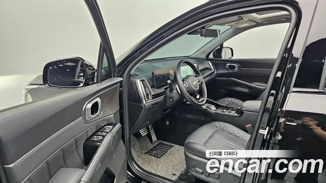 Kia Sorento Новый Sorento 4 поколение Бензин 2.5T 2WD — Фото автомобиля 10