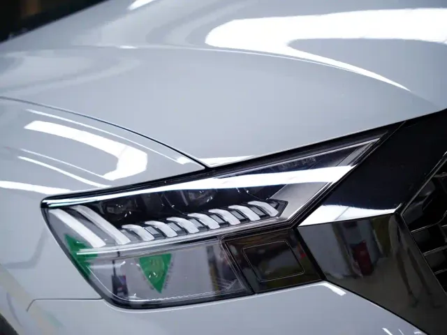 Audi RS Q8 — Фото автомобиля 16