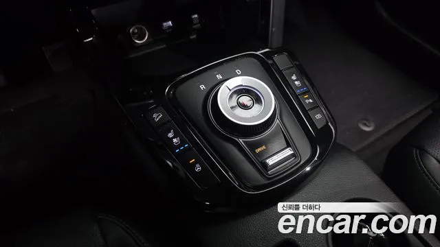 Kia Seltos Новый Seltos Бензин 2.0 2WD — Фото автомобиля 9