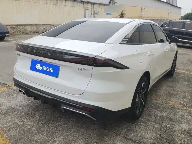 Geely Galaxy L6 — Фото автомобиля 3