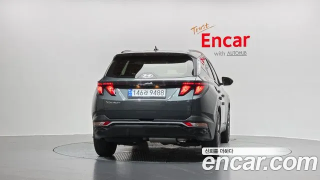 Hyundai Tucson Tucson (NX4) Дизель 2.0 2WD — Фото автомобиля 4