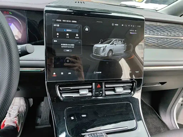 GAC Trumpchi M8 — Фото автомобиля 12