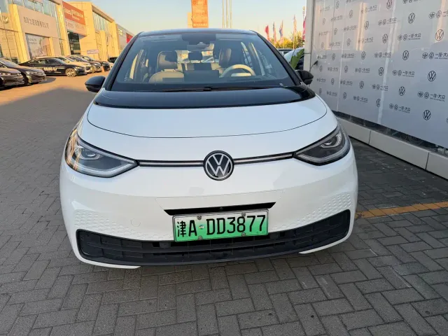 Volkswagen ID.3 — Фото автомобиля 16