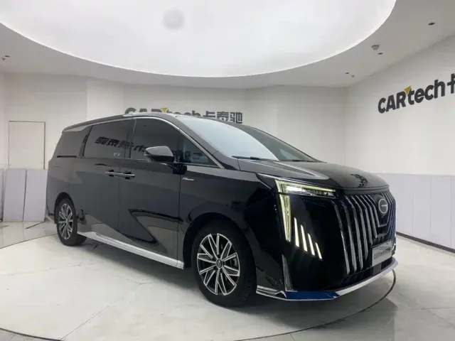 GAC Trumpchi M8 — Фото автомобиля 2