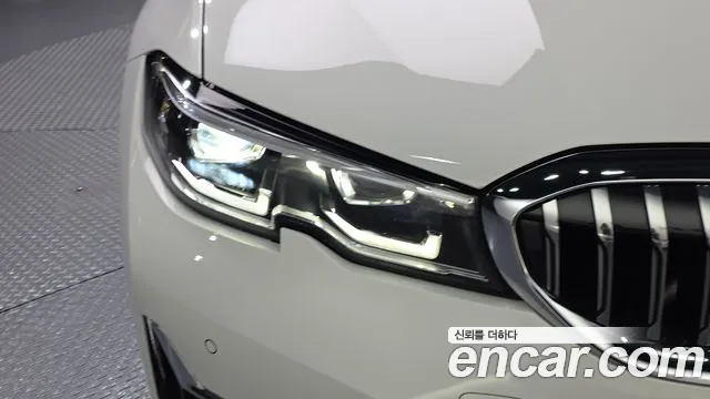 BMW 3-Series 3 серия (G20) 320i Luxury — Фото автомобиля 18