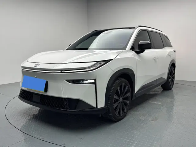 Фотография автомобиля — Toyota BoZhi 3X