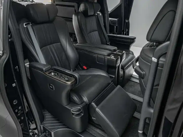 Toyota Vellfire — Фото автомобиля 29