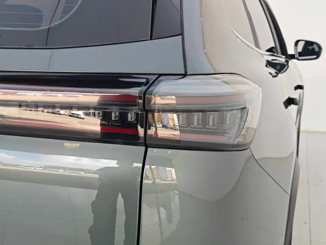 Chery Tiggo 8 PLUS — Фото автомобиля 19
