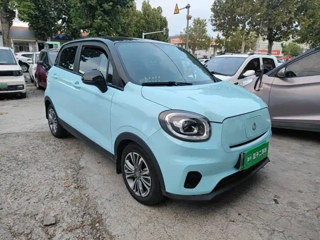 Leapmotor T03 — Фото автомобиля 3