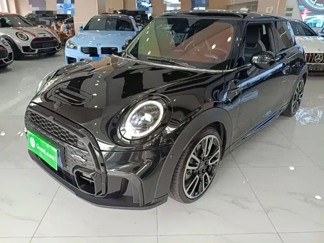 Фотография автомобиля — MINI Hatch