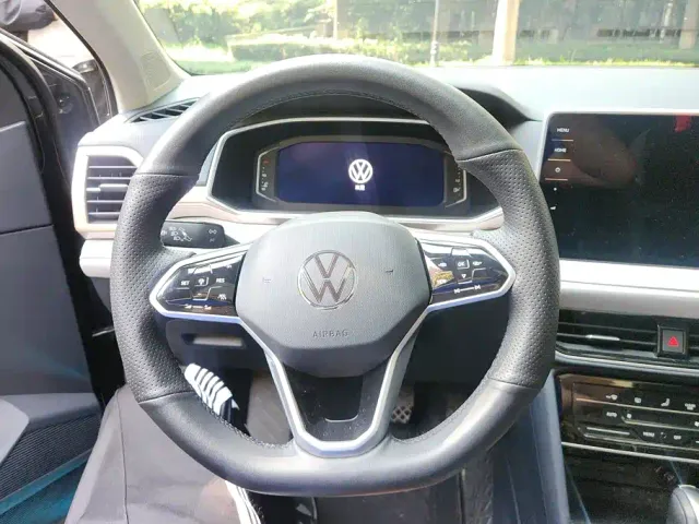 Volkswagen Tharu — Фото автомобиля 15