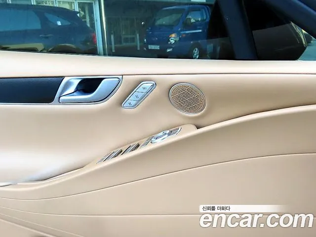 Genesis G80 RG3 — Фото автомобиля 12