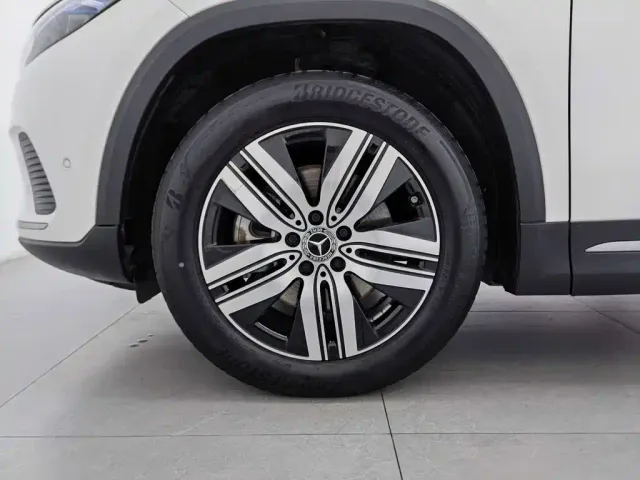 Mercedes-Benz EQA — Фото автомобиля 17