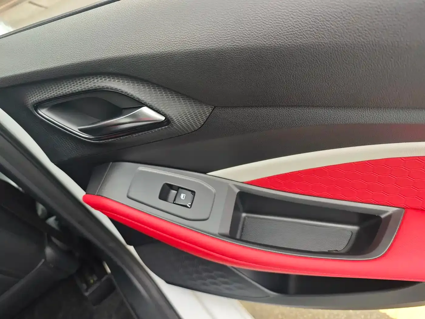 MG MG5 2022 300TGI DCT Trendy Flagship — Фото автомобиля 8