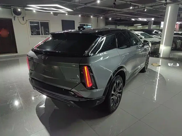 Cadillac Optiq — Фото автомобиля 6