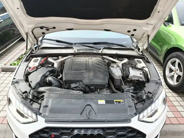 Audi A4L — Фото автомобиля 19