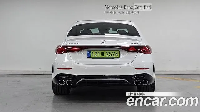 Mercedes-Benz E-Class — Фото автомобиля 4