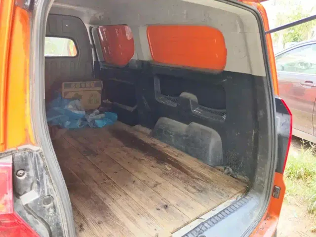 Wuling Zhengcheng — Фото автомобиля 4