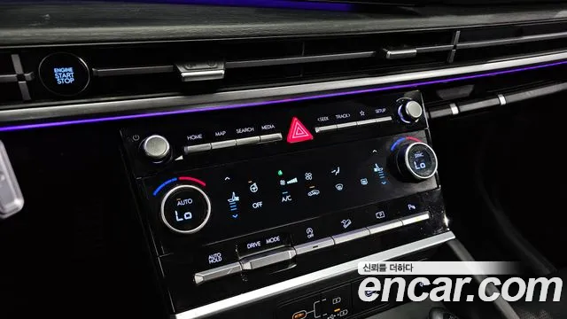 Hyundai Santafe Santa Fe (MX5) Бензин 2.5T 2WD — Фото автомобиля 18