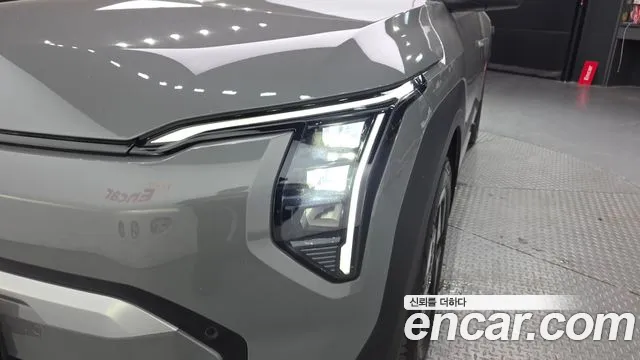 Kia EV3 Standard 2WD — Фото автомобиля 22