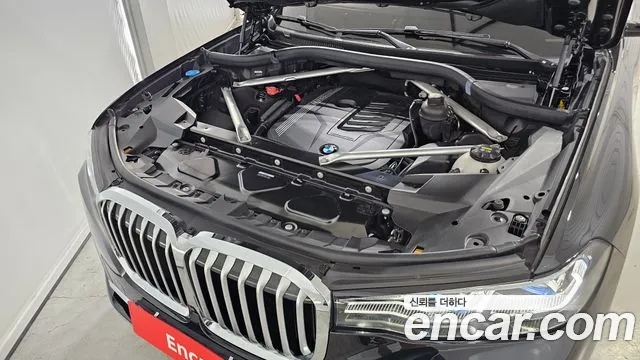 BMW X7 — Фото автомобиля 6