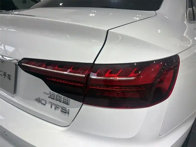 Audi A4L — Фото автомобиля 13