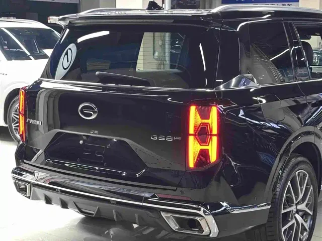 GAC Trumpchi GS8 — Фото автомобиля 9