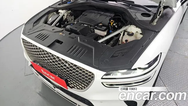 Genesis GV70 2.5T Бензин AWD — Фото автомобиля 6