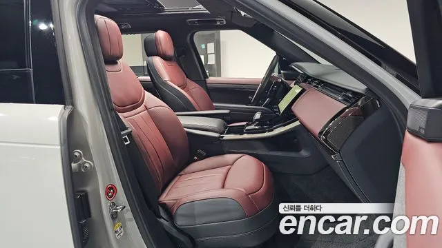 Land Rover Range Rover Sport — Фото автомобиля 19