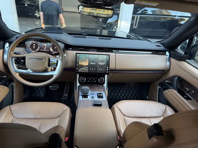 Land Rover Range Rover — Фото автомобиля 10