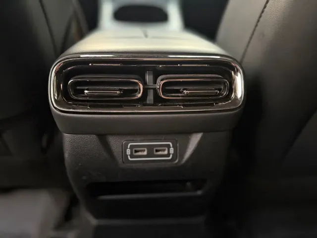 GAC Aion S MAX — Фото автомобиля 14
