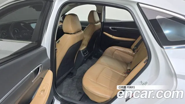 Hyundai Sonata Inspiration — Фото автомобиля 16