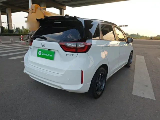 Honda Fit — Фото автомобиля 6