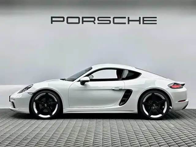 Porsche 718 — Фото автомобиля 4
