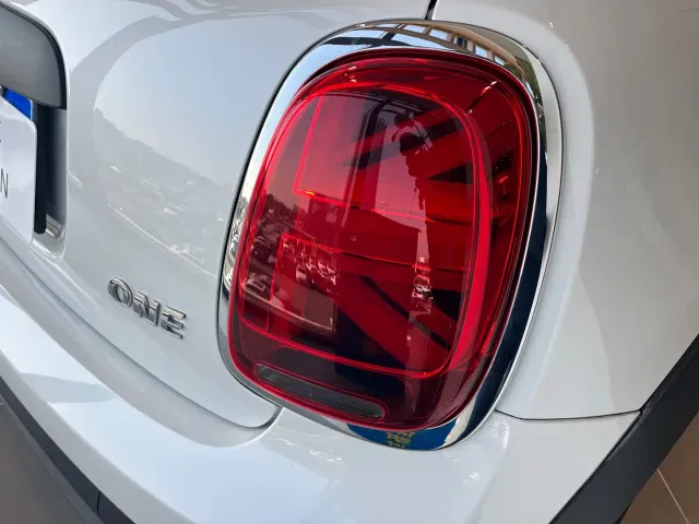 MINI Hatch — Фото автомобиля 6