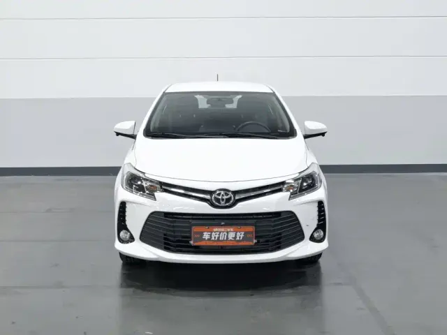 Toyota Vios — Фото автомобиля 3