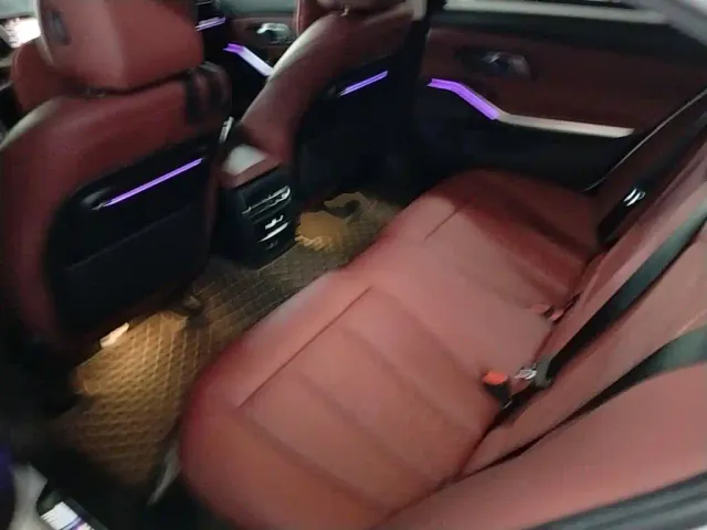 BMW 3 Series — Фото автомобиля 16