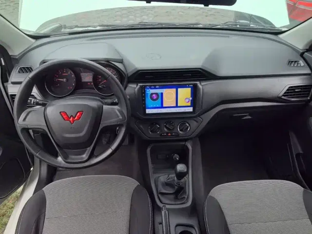 Wuling Hongguang — Фото автомобиля 9