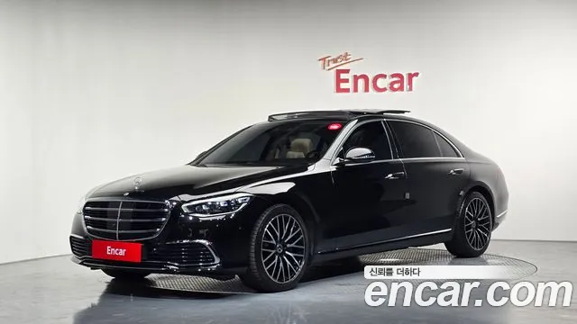 Фотография автомобиля — Mercedes-Benz S-Class