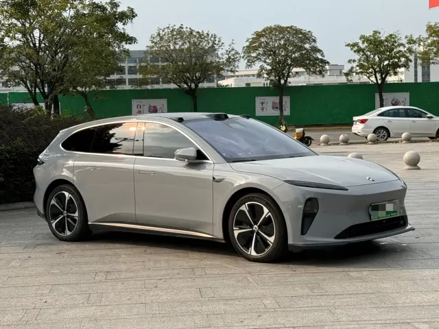 Nio ET5 Touring — Фото автомобиля 3